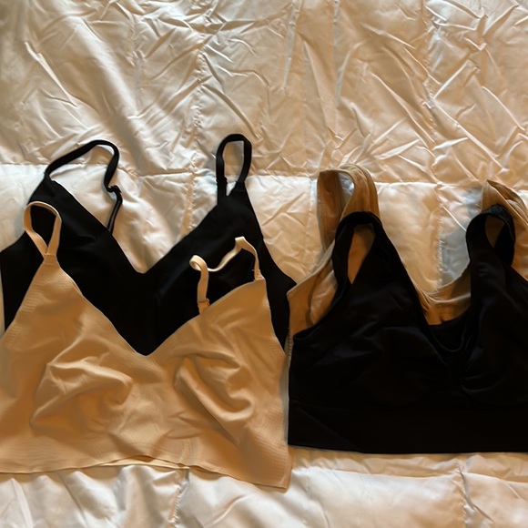Sleep/Bralettes total of 4 - Picture 5 of 7